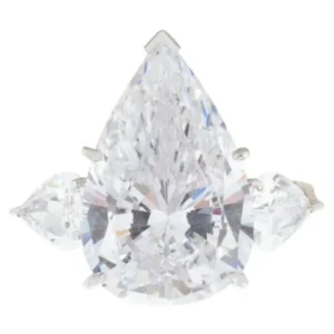 Exceptional Flawless GIA Certified 18 Carat Pear Cut Diamond Ring