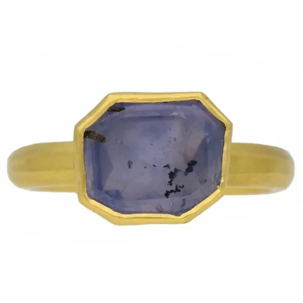 Antique 17th century AD Post Mediaeval sapphire gold ring