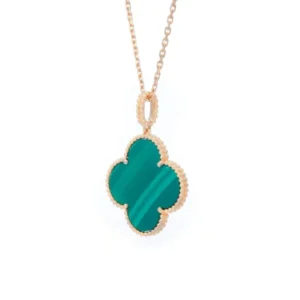 Magic Alhambra Yellow Gold and Malachite Pendant