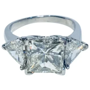 Princess Diamond Ring With 2 Carat Diamond Sides GIA Certified VS2 4.13 Carat